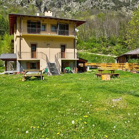 Апартаменты Alta Valle Maira B *