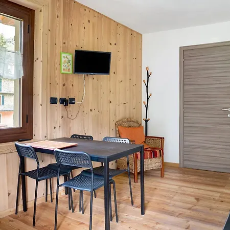 Alta Valle Maira B Апартаменты *